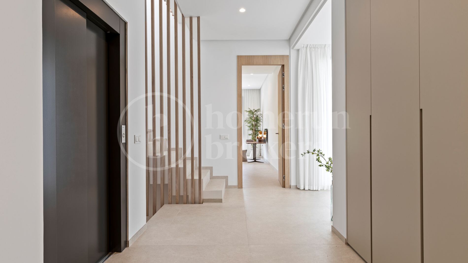 Villa Bonaldo - 6 Bedroom Modern Villa in Benahavis