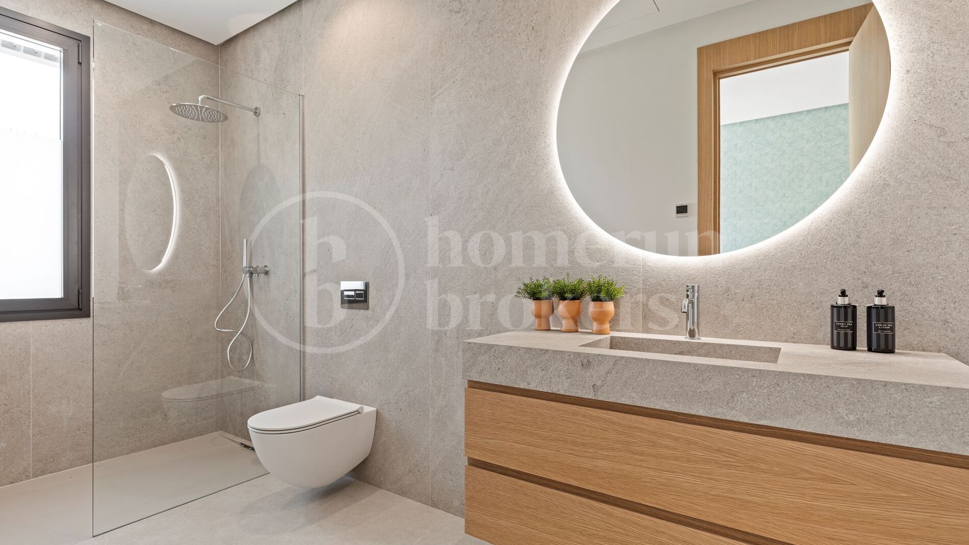 Villa Bonaldo - 6 Bedroom Modern Villa in Benahavis