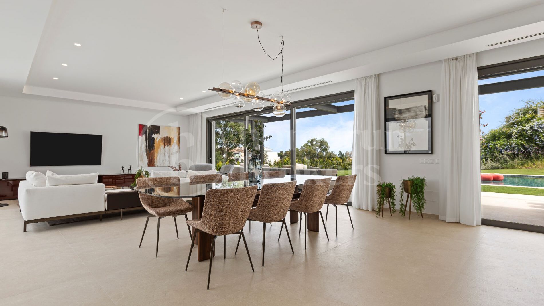 Villa Bonaldo - 6 Bedroom Modern Villa in Benahavis