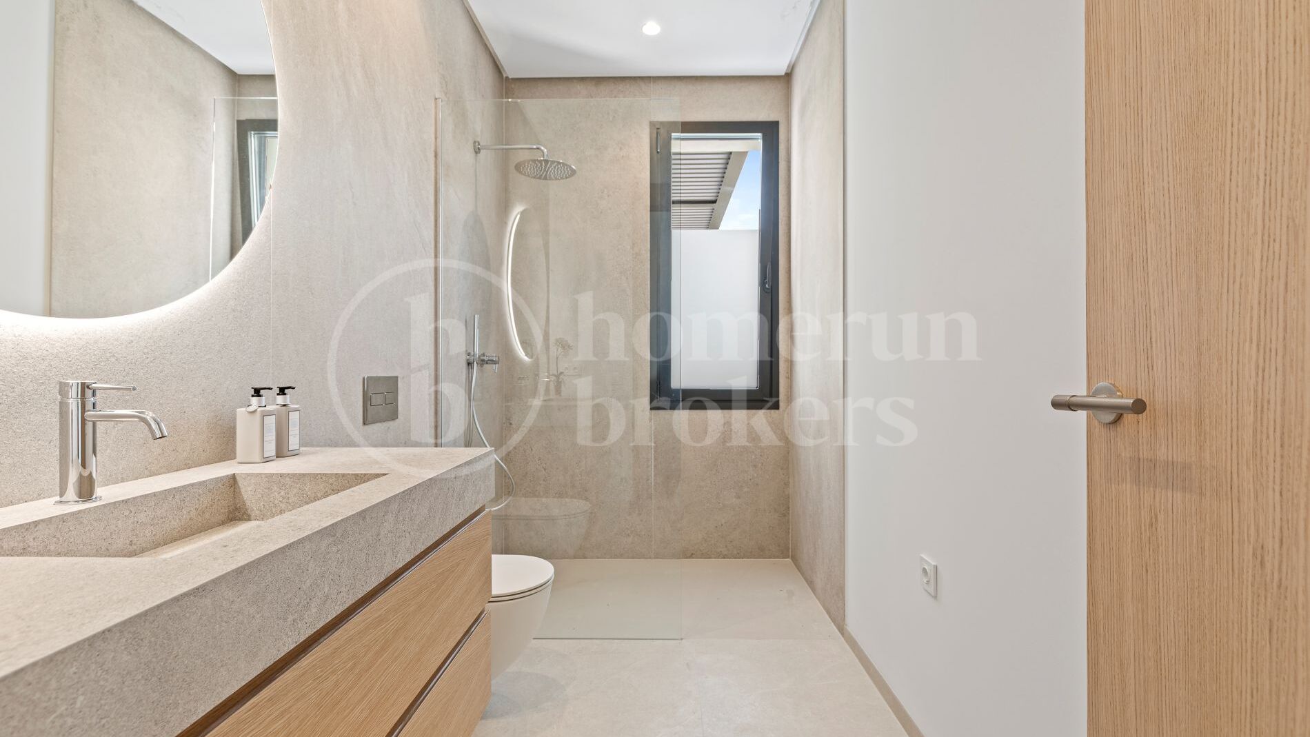 Villa Bonaldo - 6 Bedroom Modern Villa in Benahavis