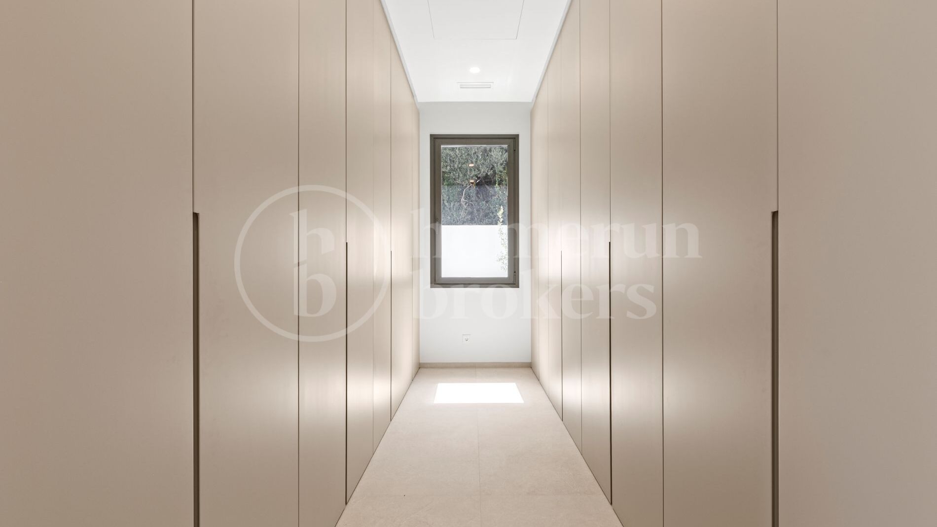 Villa Bonaldo - 6 Bedroom Modern Villa in Benahavis