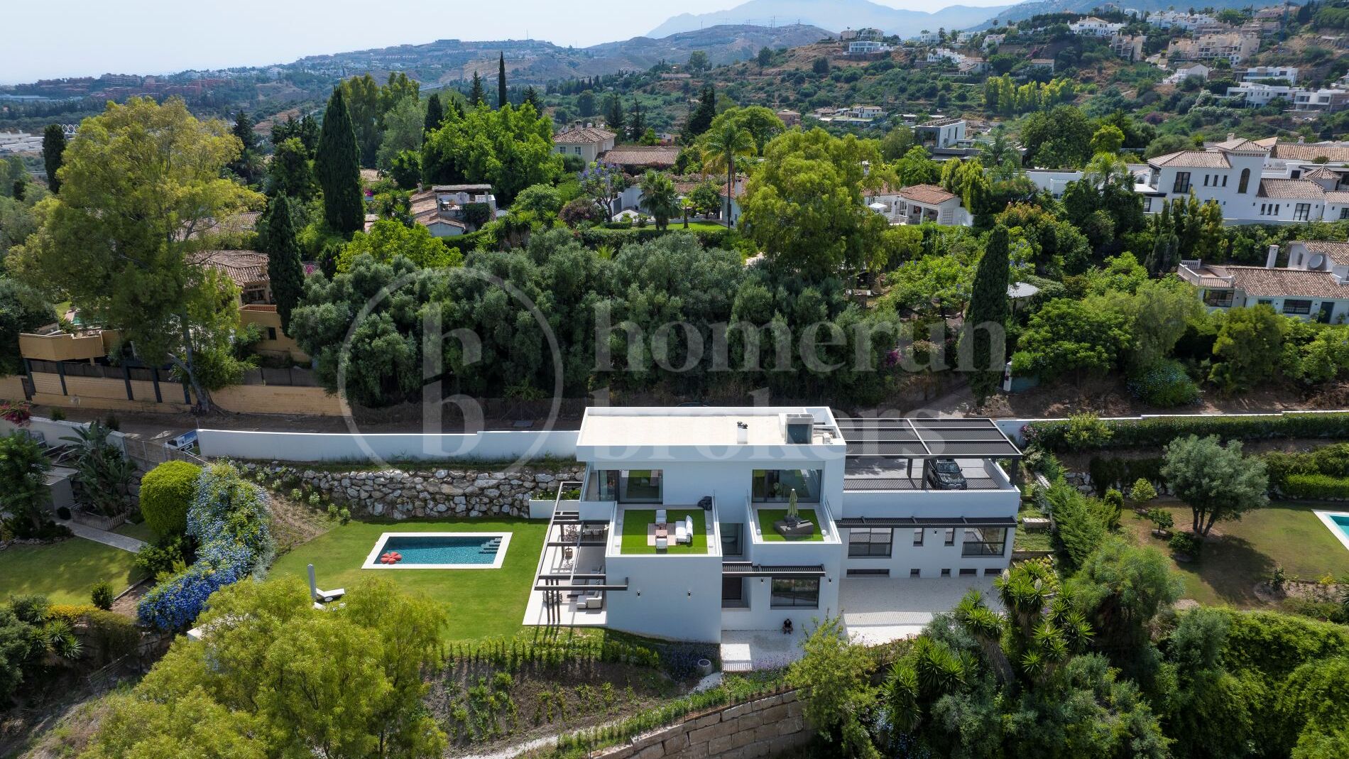 Villa Bonaldo - 6 Bedroom Modern Villa in Benahavis