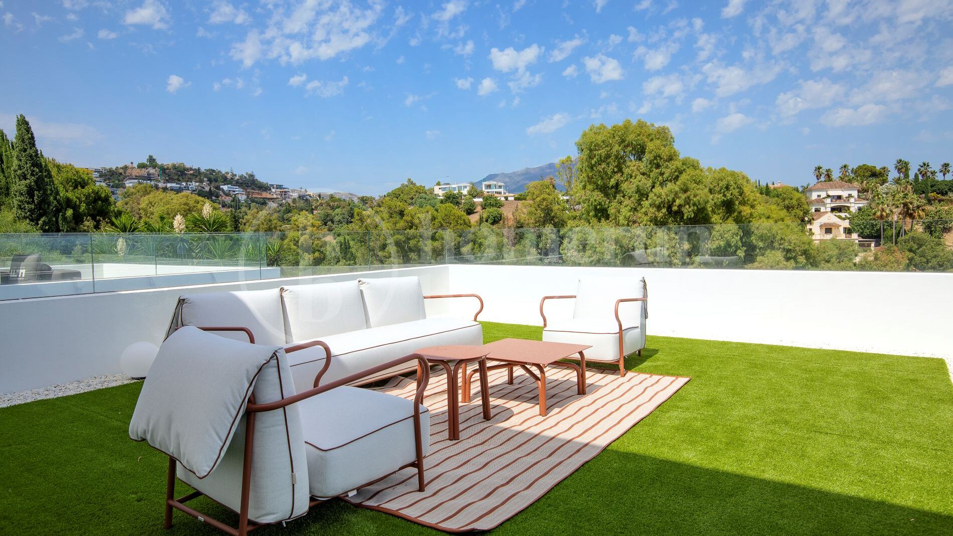Villa Bonaldo - 6 Bedroom Modern Villa in Benahavis