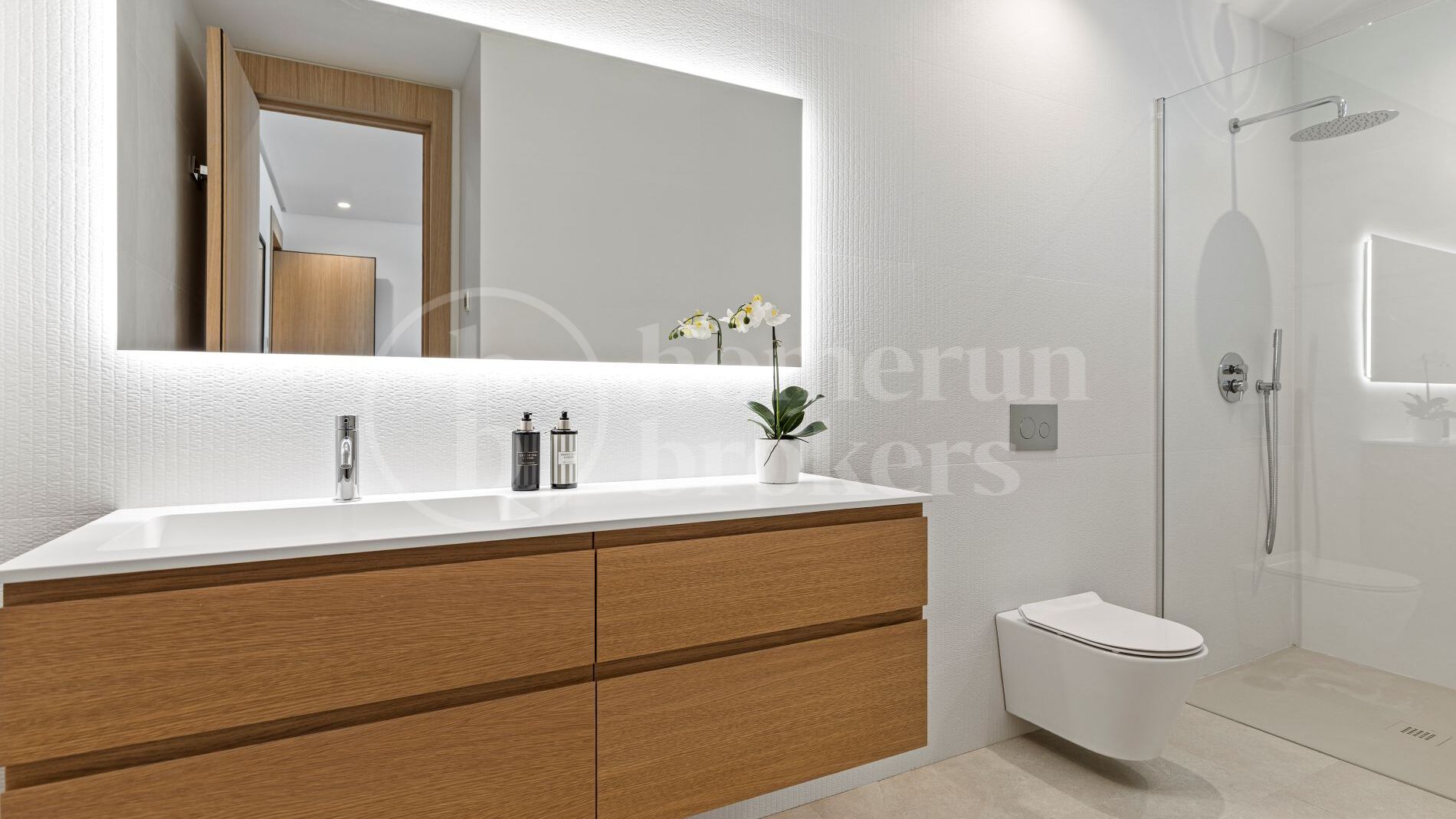 Villa Bonaldo - 6 Bedroom Modern Villa in Benahavis
