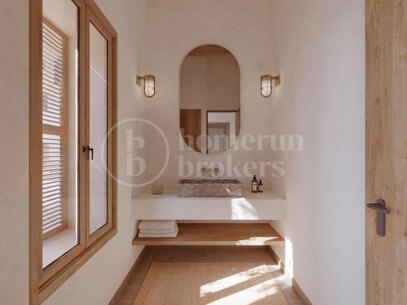 Townhouse Horta - Newly Renovated a with Private Pool & Guest Apartment