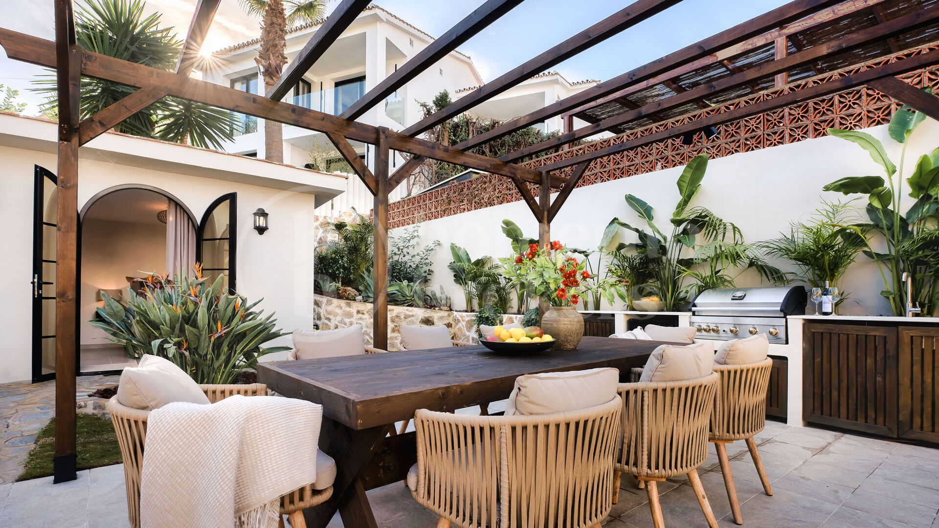 Casa Jazmine - Modern Nueva Andalucia Residence