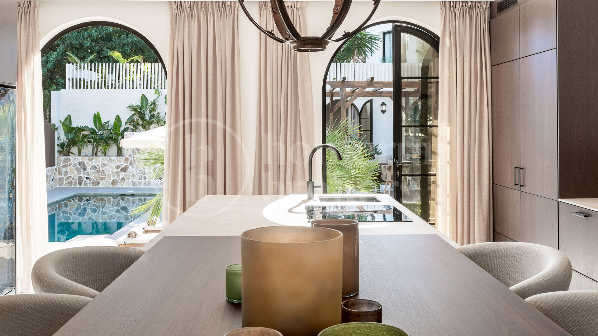 Casa Jazmine - Modern Nueva Andalucia Residence