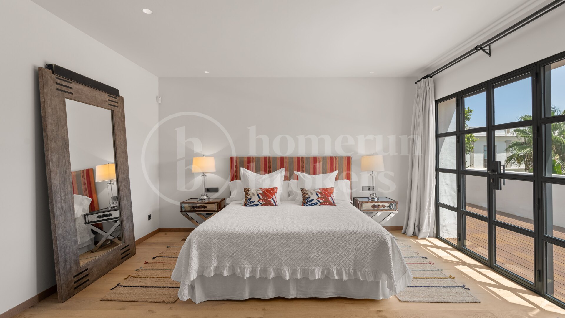 Renoverad andalusisk villa nära Marbellas Golden Mile