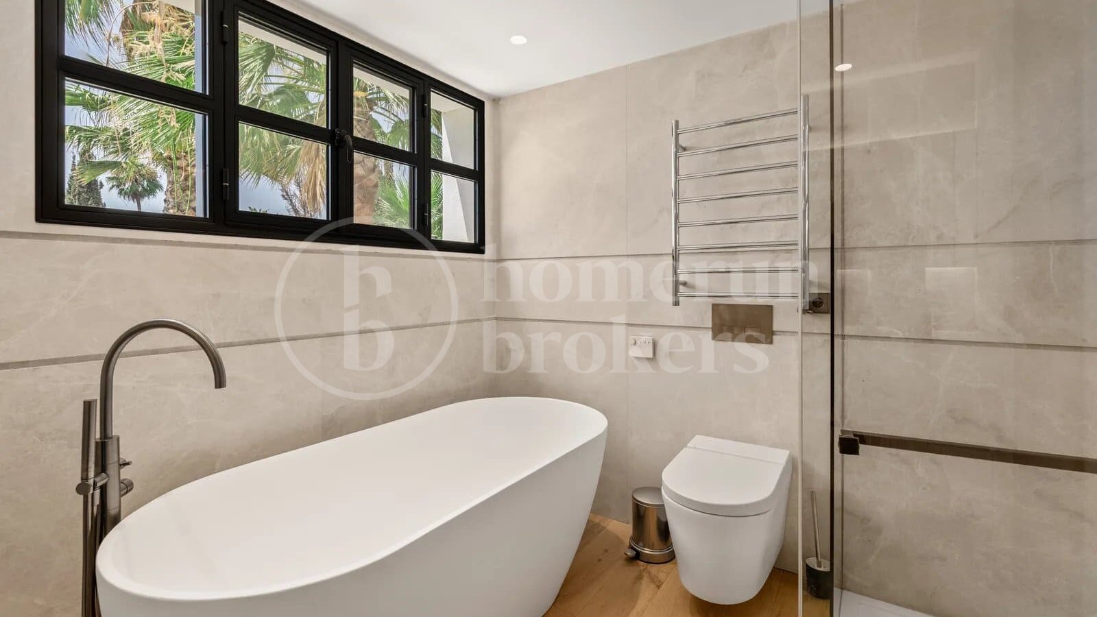 Renoverad andalusisk villa nära Marbellas Golden Mile