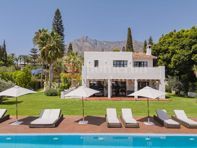 Renoverad andalusisk villa nära Marbellas Golden Mile