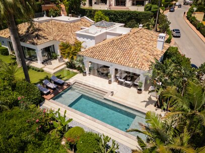 Villa Anankiara - Renovated Family Villa for Sale in Nueva Andalucía