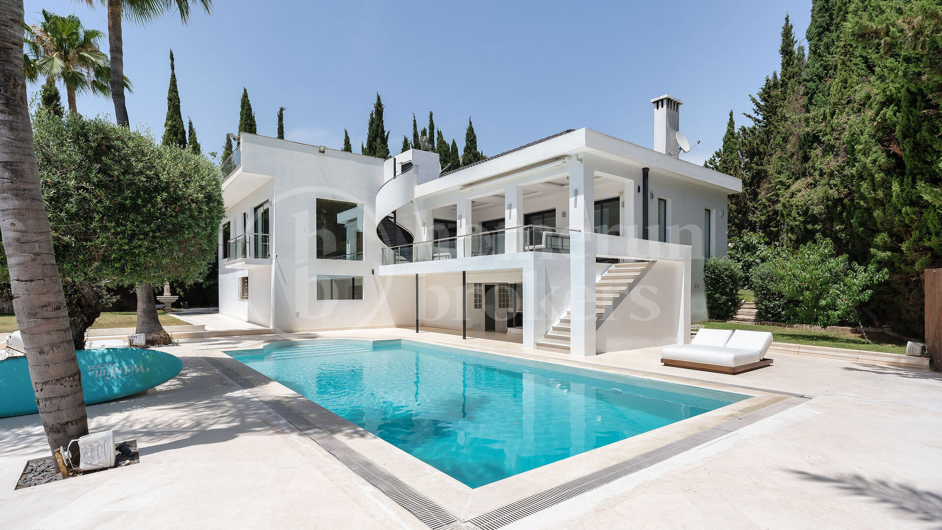 Villa Orion - Luxury 5-Bedroom Frontline Golf Villa in Marbella