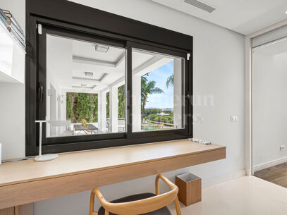 Villa Orion - Lyxvilla med 5 Sovrum i Första Linjen mot Golfbanan i Marbella