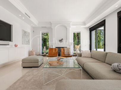 Villa Orion - Lyxvilla med 5 Sovrum i Första Linjen mot Golfbanan i Marbella