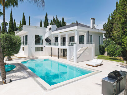Villa Orion - Lyxvilla med 5 Sovrum i Första Linjen mot Golfbanan i Marbella