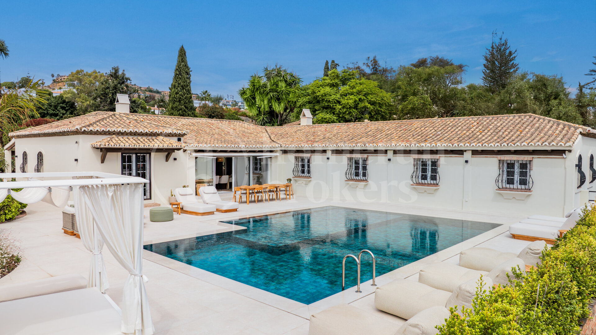 Villa Noora - Renovated Villa in Altos del Paraiso