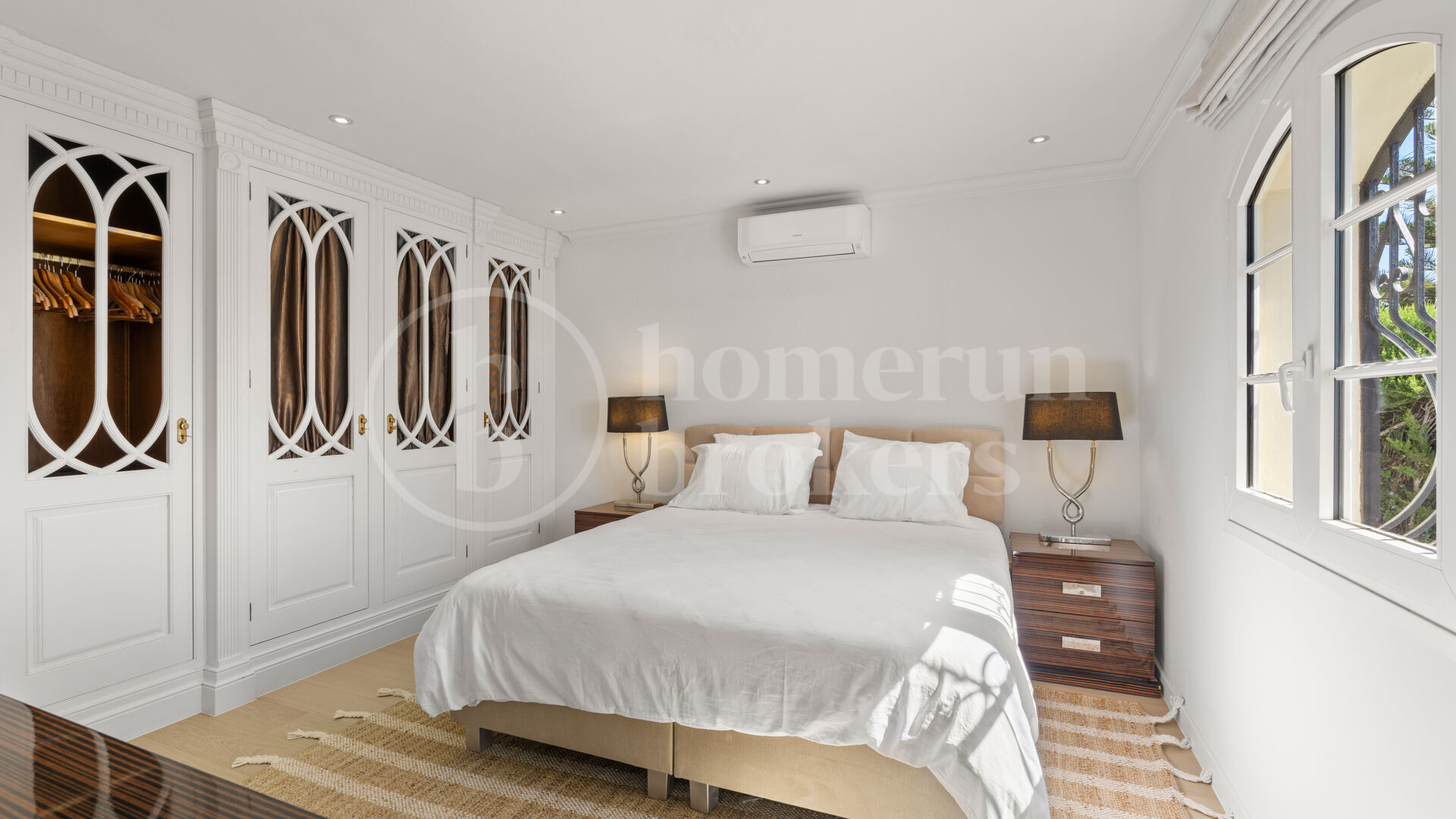 Villa Noora - Renoverad villa i Altos del Paraiso