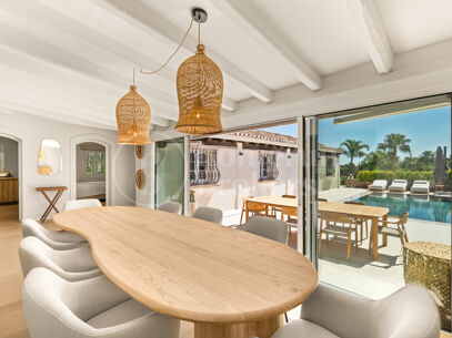 Villa Noora - Renoverad villa i Altos del Paraiso