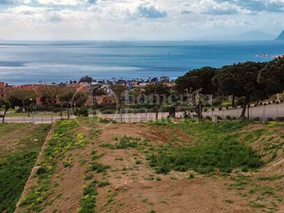 Plot -Bahía de las Rocas - Plot with Approved Villa Project and Building Licence