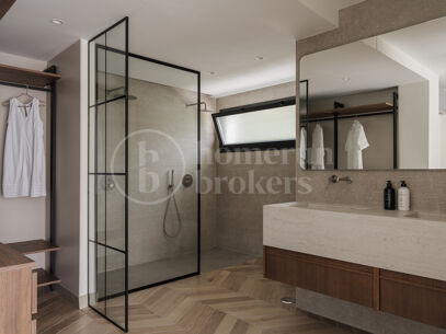 Villa Elara - Renovated Villa in. Los Naranjos Hill Club