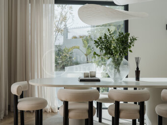 Villa Elara – Renoverad villa i Los Naranjos Hill Club