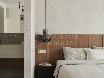 Villa Elara – Renoverad villa i Los Naranjos Hill Club