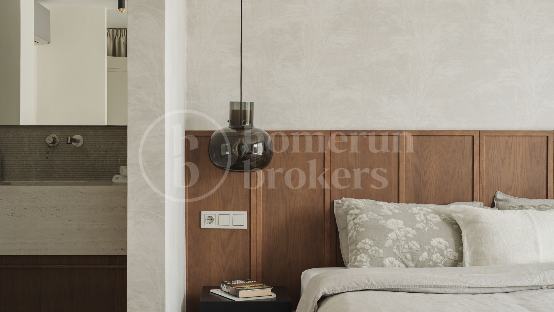 Villa Elara - Renovated Villa in. Los Naranjos Hill Club
