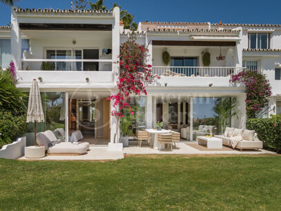 Casa Nyra - Renoverad Lägenhet i Aloha Nueva Andalucía