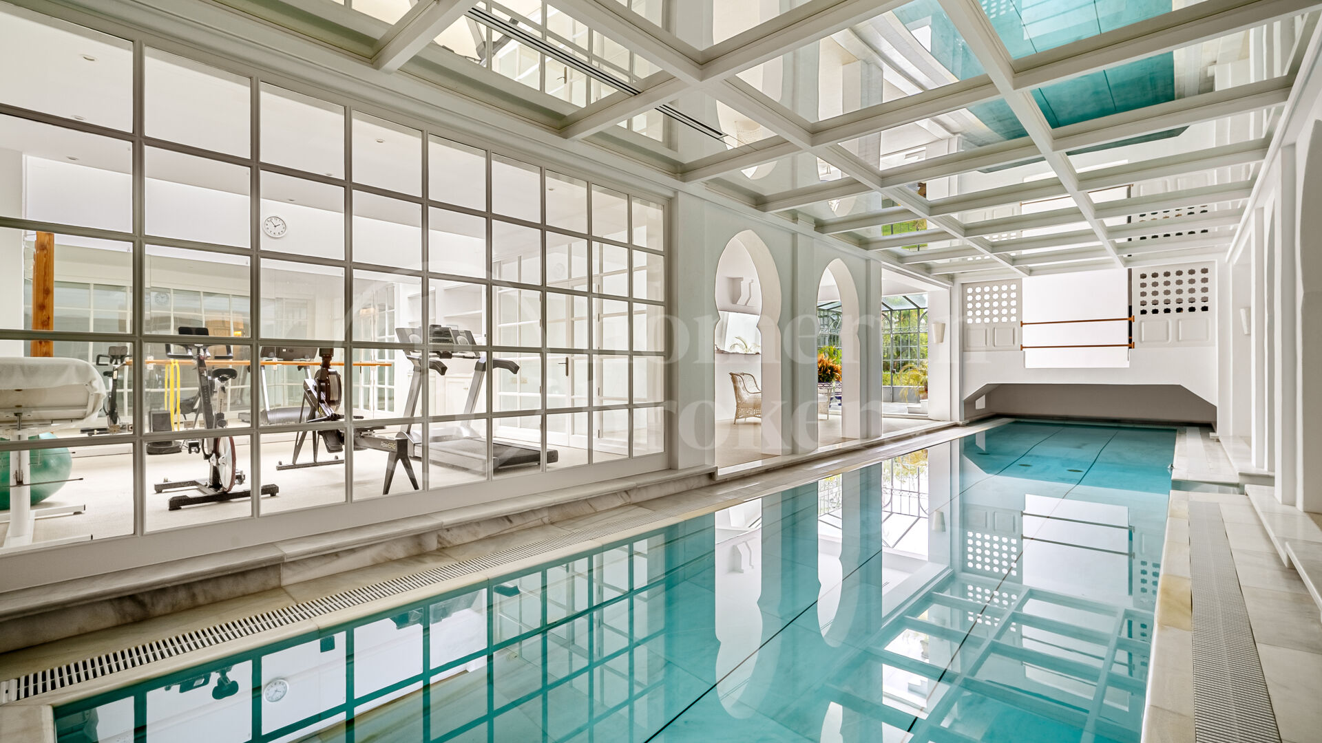 Villa Mozart - Lyxvilla till salu i Sierra Blanca