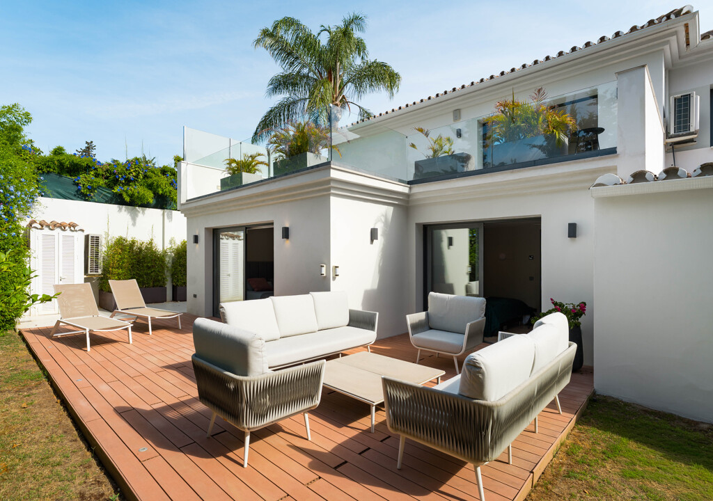 Villa Pacific