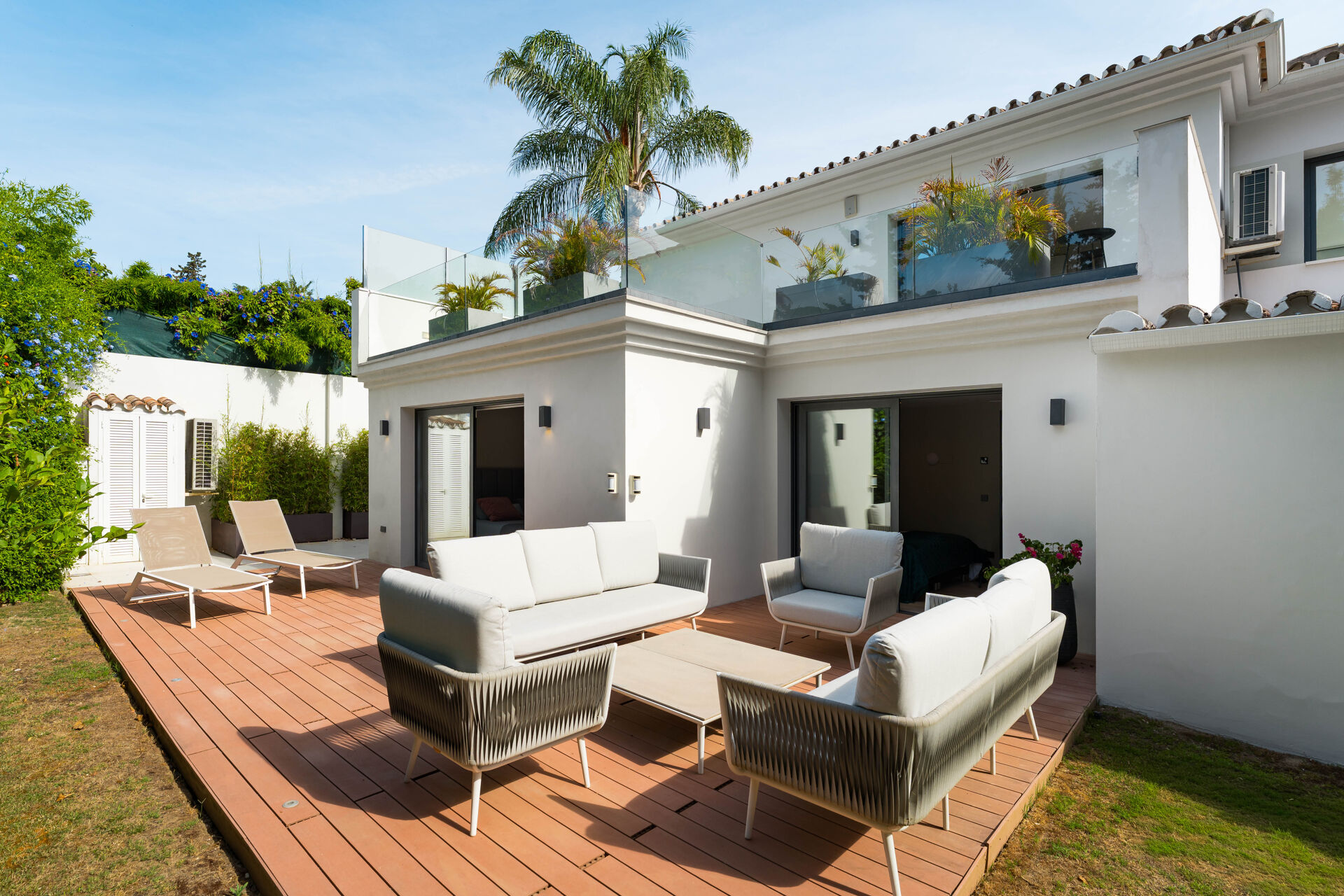 Villa Pacific