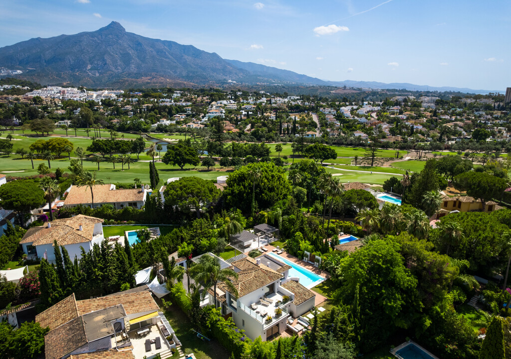 Villa Pacific