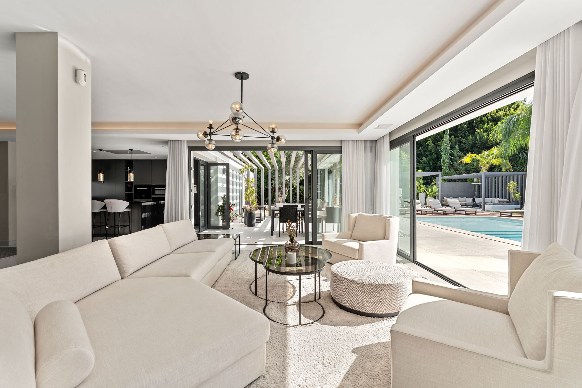Villa Pacific