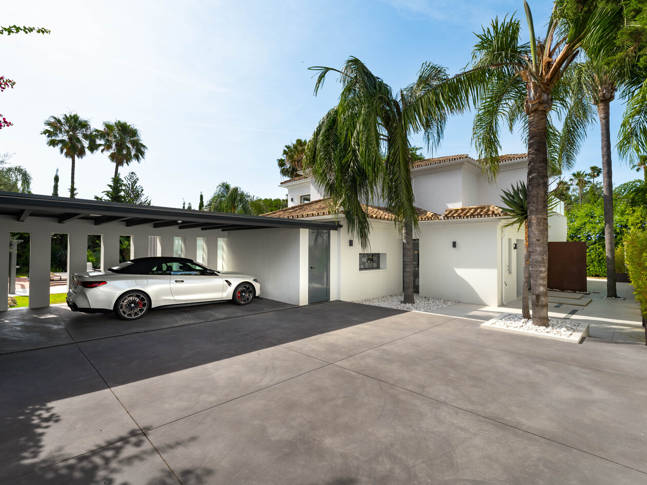 Villa Pacific