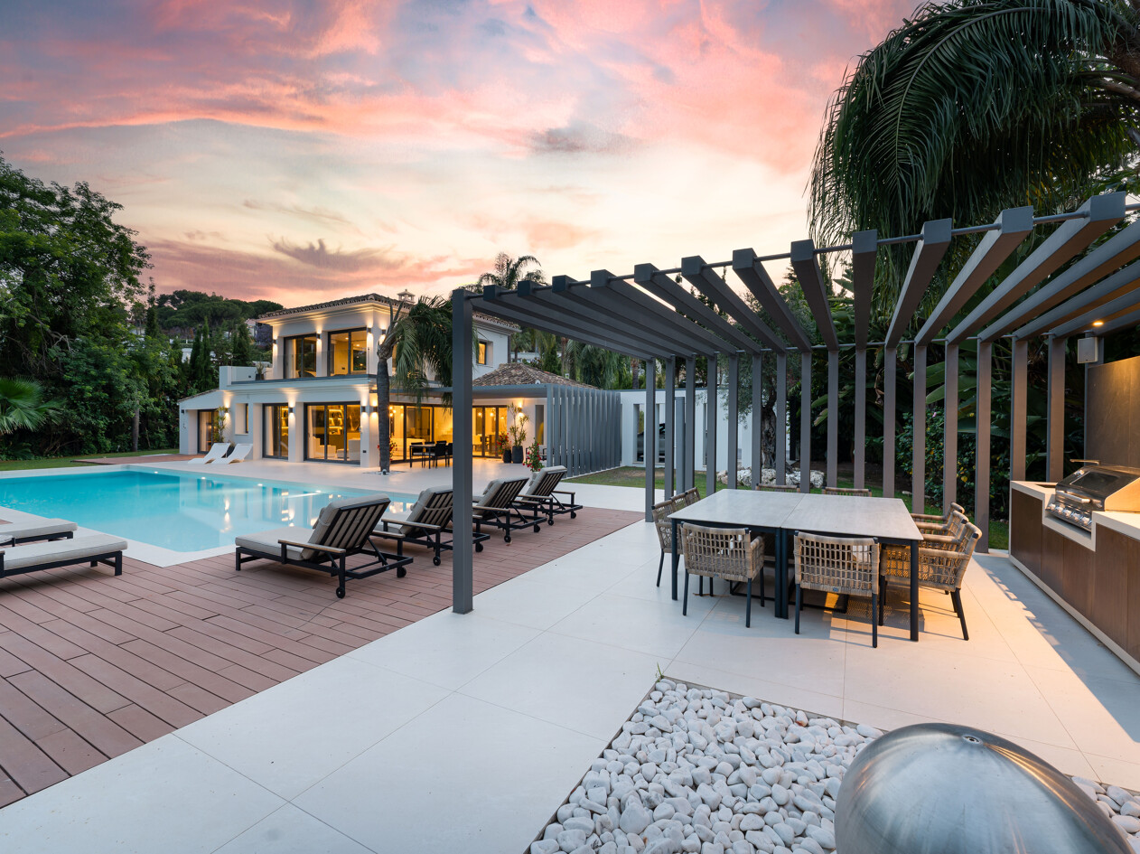 Villa Pacific