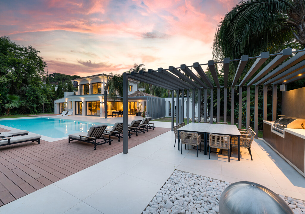 Villa Pacific