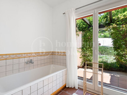 Villa Monte Mayor 19 - Luxury 6-Bedroom Villa with Panoramic Sea Views