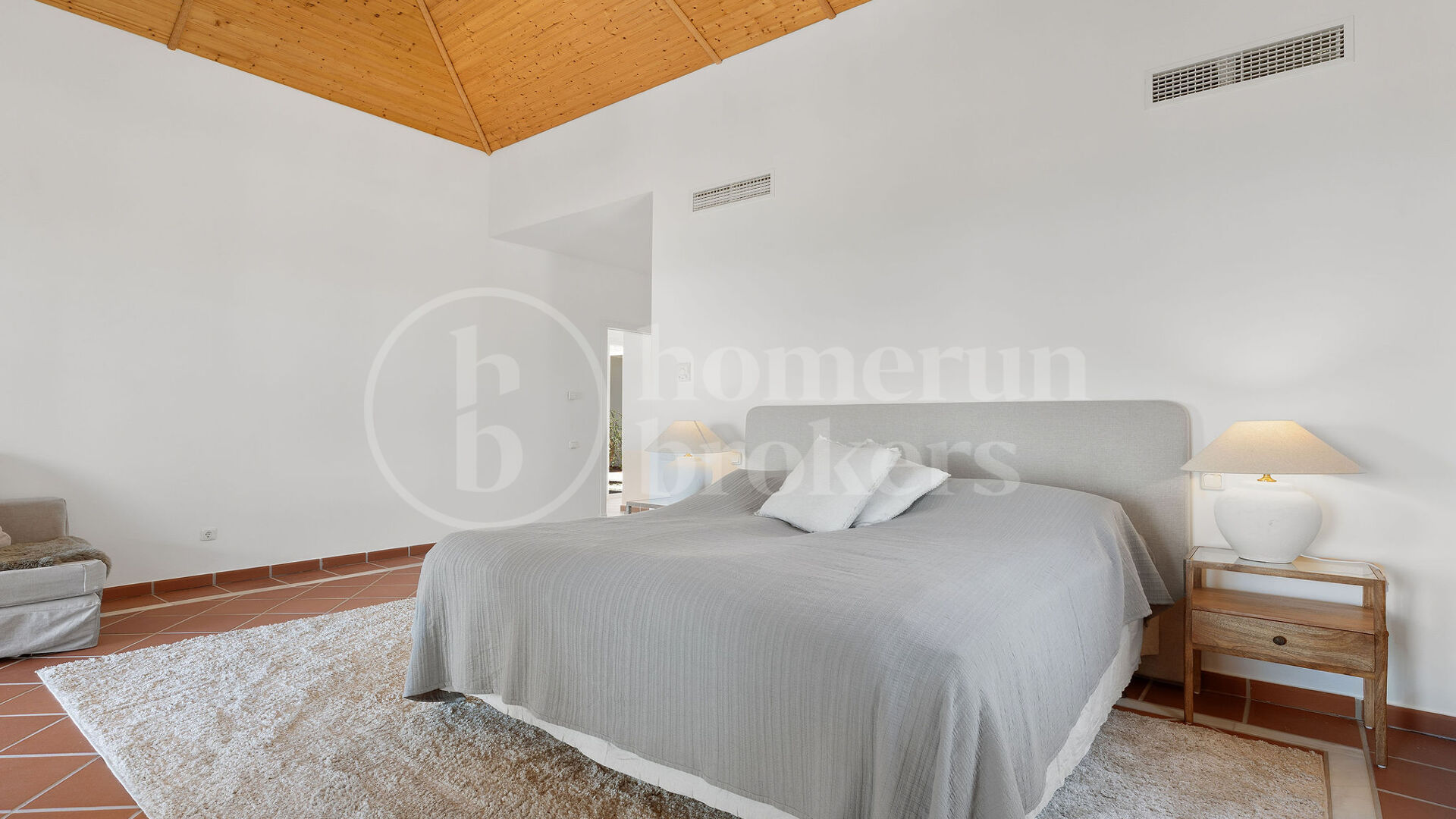 Villa Monte Mayor 19 - Lyxvilla med 6 Sovrum och Panoramautsikt över Havet