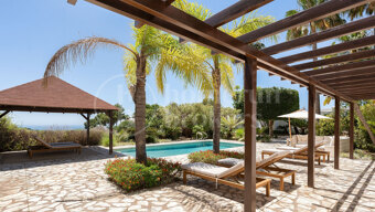 Villa Monte Mayor 19 - Luxury 6-Bedroom Villa with Panoramic Sea Views