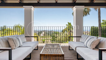 Villa Monte Mayor 19 - Luxury 6-Bedroom Villa with Panoramic Sea Views