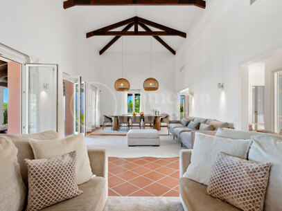 Villa Monte Mayor 19 - Luxury 6-Bedroom Villa with Panoramic Sea Views