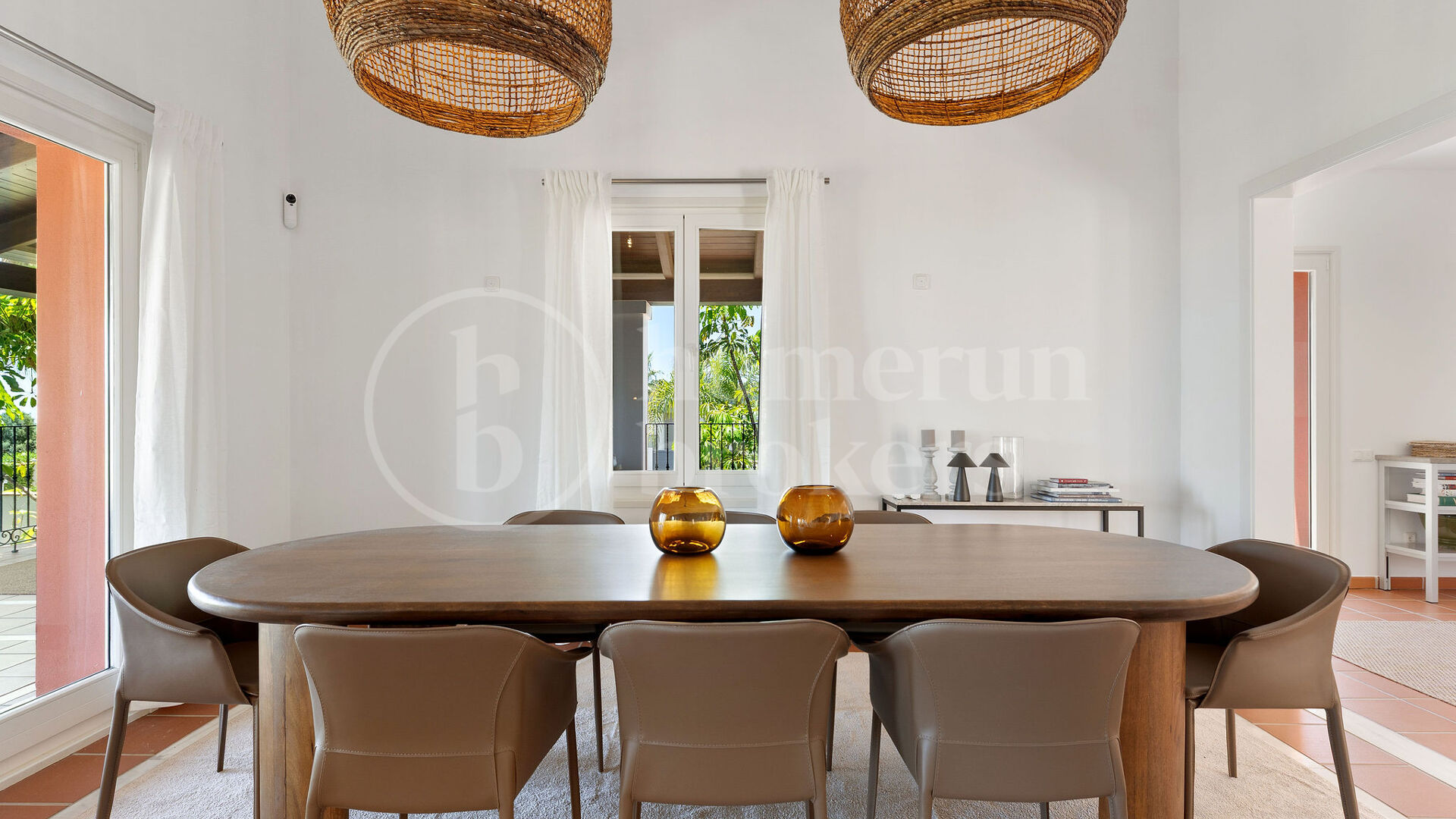 Villa Monte Mayor 19 - Lyxvilla med 6 Sovrum och Panoramautsikt över Havet