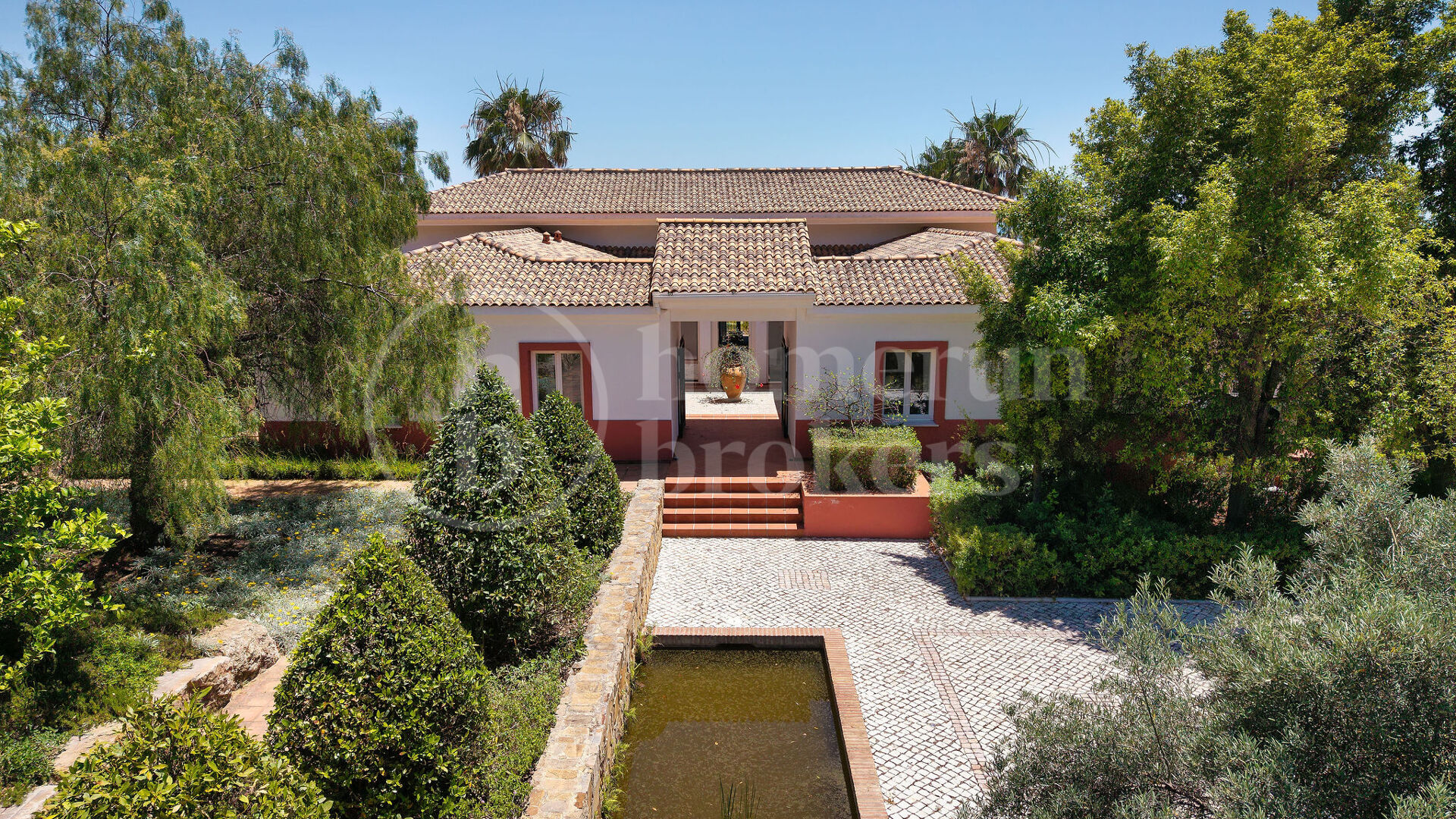 Villa Monte Mayor 19 - Lyxvilla med 6 Sovrum och Panoramautsikt över Havet
