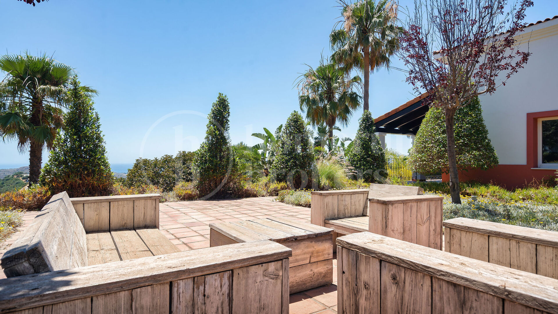 Villa Monte Mayor 19 - Lyxvilla med 6 Sovrum och Panoramautsikt över Havet