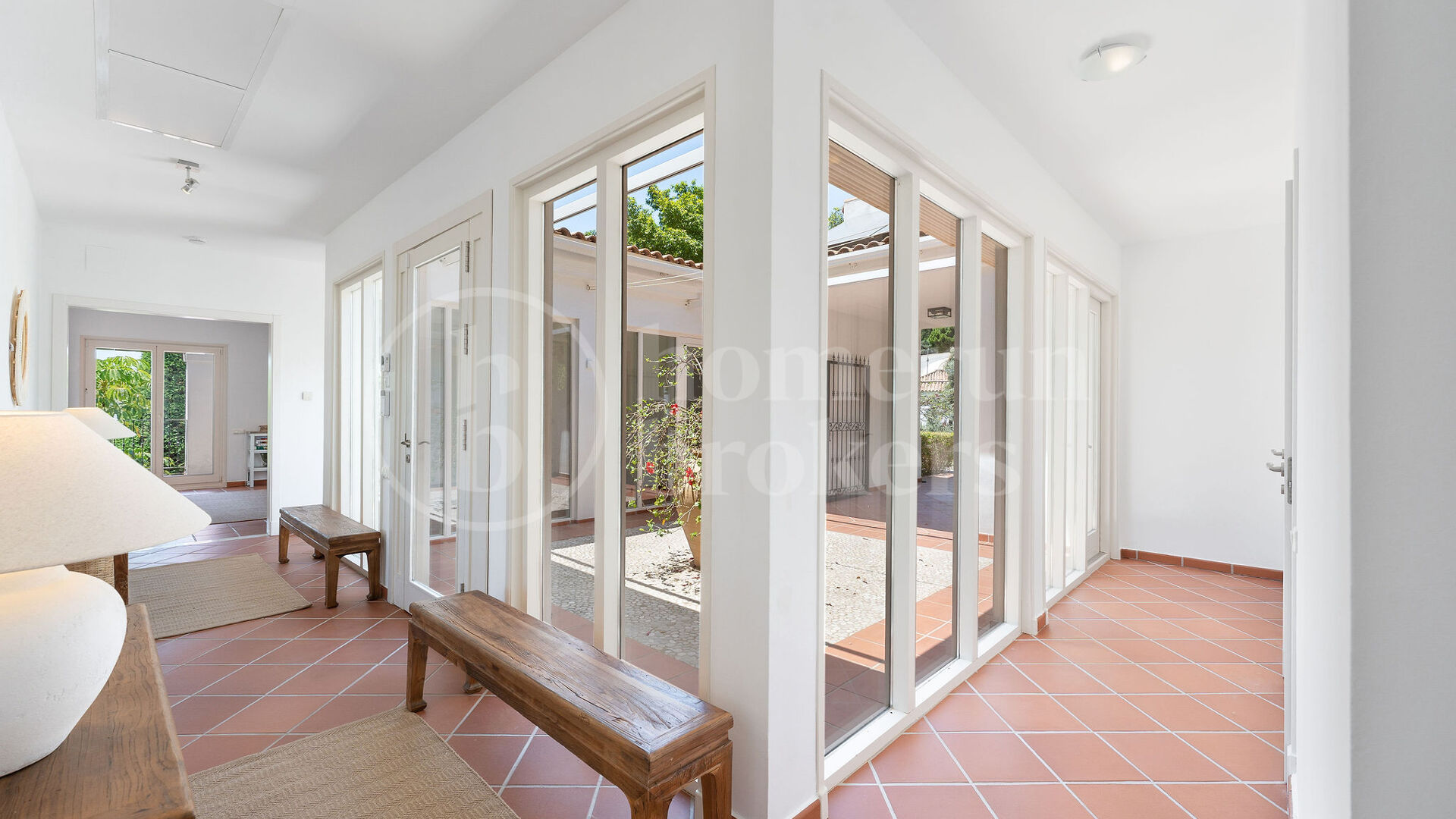 Villa Monte Mayor 19 - Lyxvilla med 6 Sovrum och Panoramautsikt över Havet