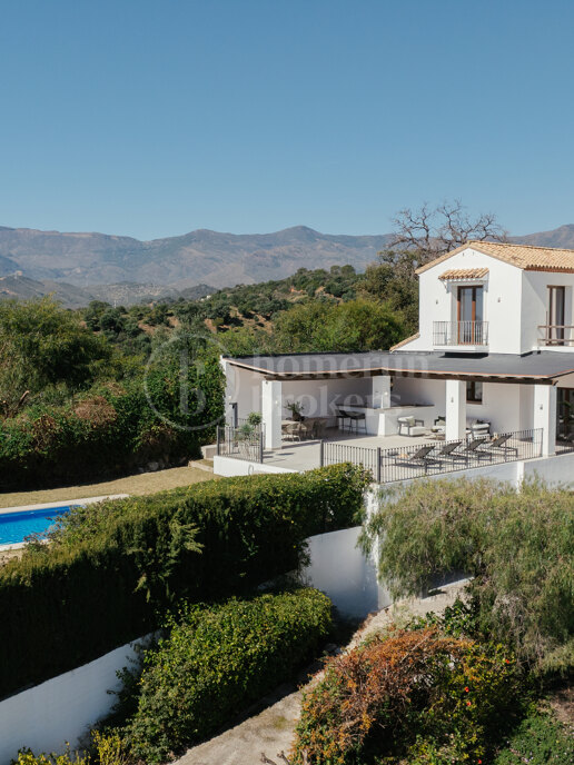 Casa Eden - Contemporary Villa with Sea Views