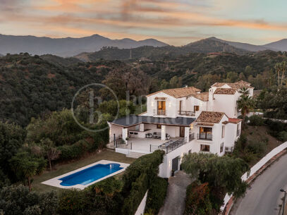 Casa Eden - Contemporary Villa with Sea Views