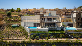 Casa Enea, modern villa with panoramic views in Be Lagom