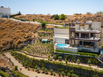 Casa Enea - Modern Villa with Panoramic Views in Be Lagom