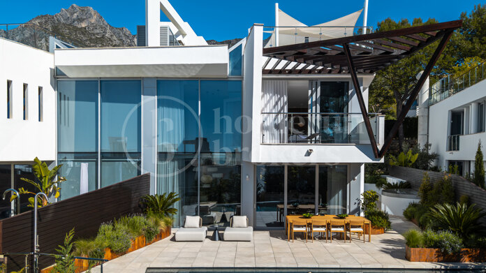 Meisho HIlls 205 - Luxury 4 Bedroom Semi Detached Villa in Sierra Blanca